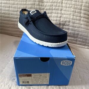 Hey Dude Wally Canvas Men's Navy Loafers
